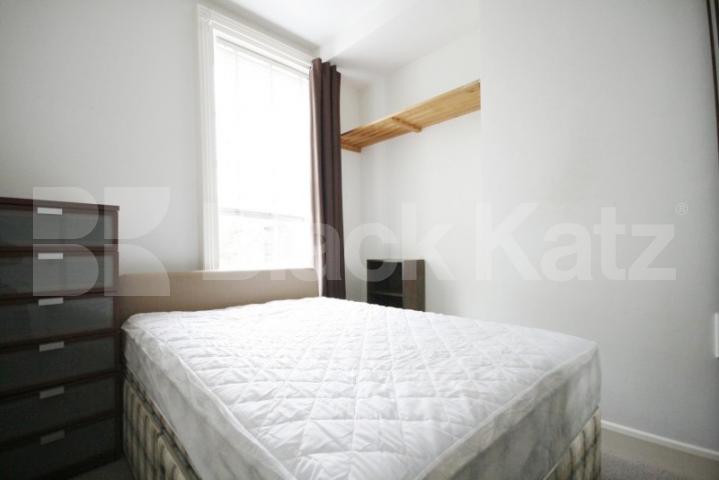 			3 Bedroom, 1 bath, 1 reception Apartment			 Slievemore Close, Clapham High Street